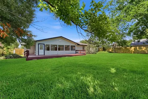 114 Caldwell Street Baytown TX 77520