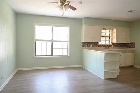 713 Burleson Street Brenham TX 77833
