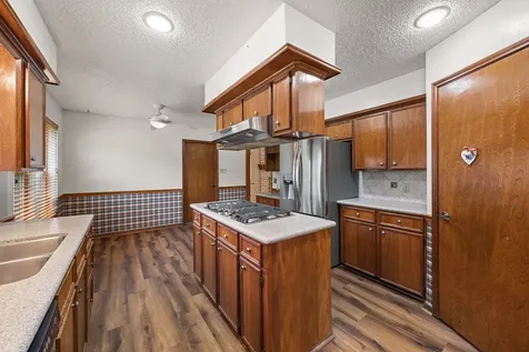 814 Palm Grove Circle Sugar Land TX 77498