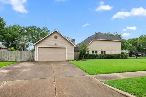 814 Palm Grove Circle Sugar Land TX 77498