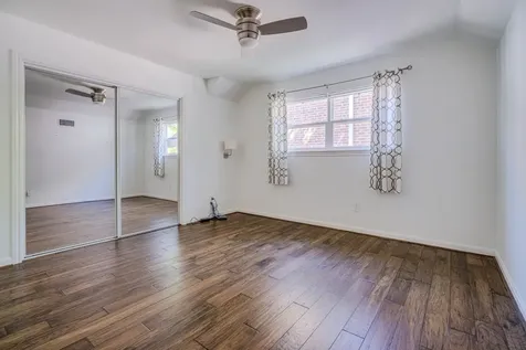 12458 Woodthorpe Lane Houston TX 77024