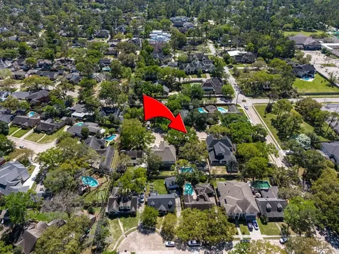 12458 Woodthorpe Lane Houston TX 77024
