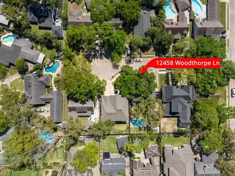 12458 Woodthorpe Lane Houston TX 77024