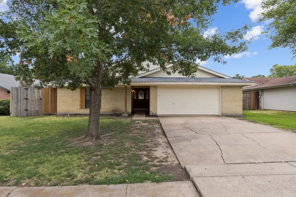 910 Via Valencia Mesquite TX 75150