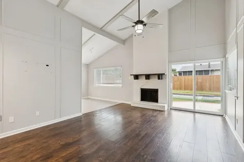 910 Via Valencia Mesquite TX 75150