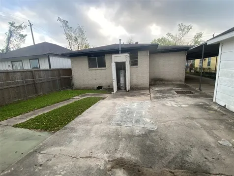 2627 Stevens Street Houston TX 77026