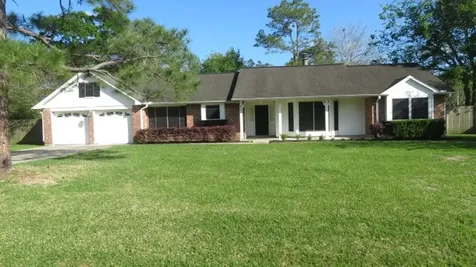 803 Briarmeadow Avenue Friendswood TX 77546