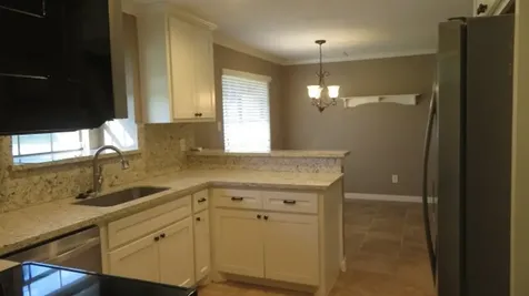 803 Briarmeadow Avenue Friendswood TX 77546