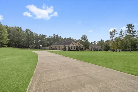 189 Northwood Park Livingston TX 77351