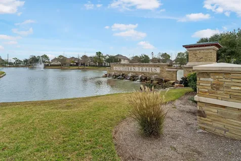 12103 Dawn Mist Court Pearland TX 77584