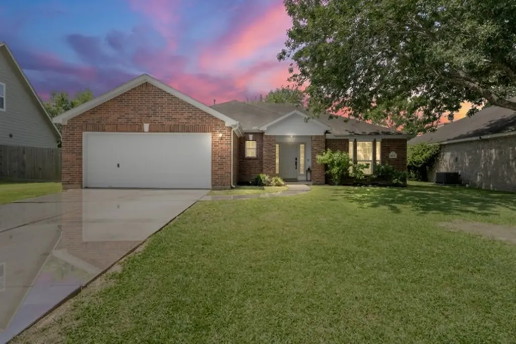16843 Marlin Spike Way Crosby TX 77532