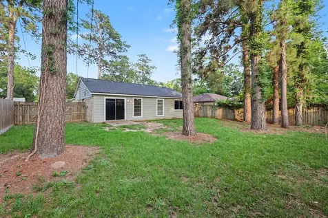 1321 N 7th Street Conroe TX 77301