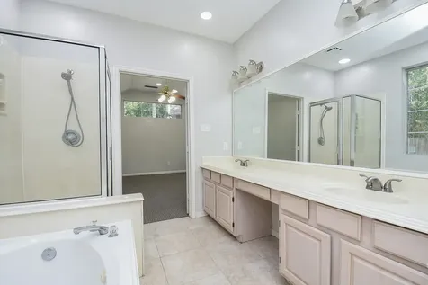 202 W Sterling Pond Circle The Woodlands TX 77382