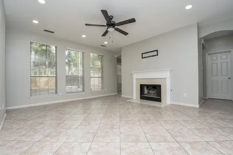 202 W Sterling Pond Circle The Woodlands TX 77382