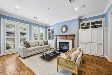 1419 W Hilshire Park Drive Houston TX 77055