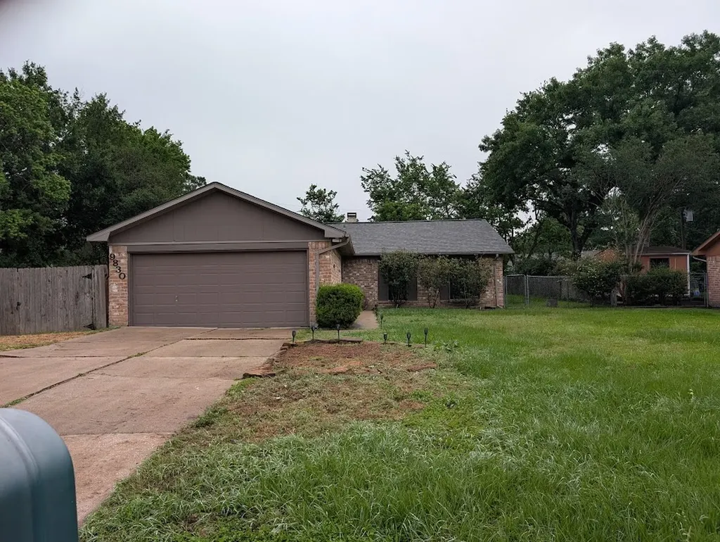 9830 Thistle Trail Drive Houston TX 77070