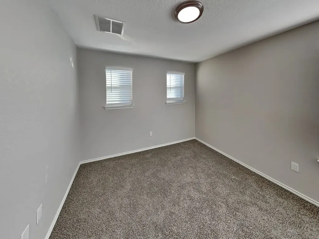 6951 Dulce Meadow San Antonio TX 78252