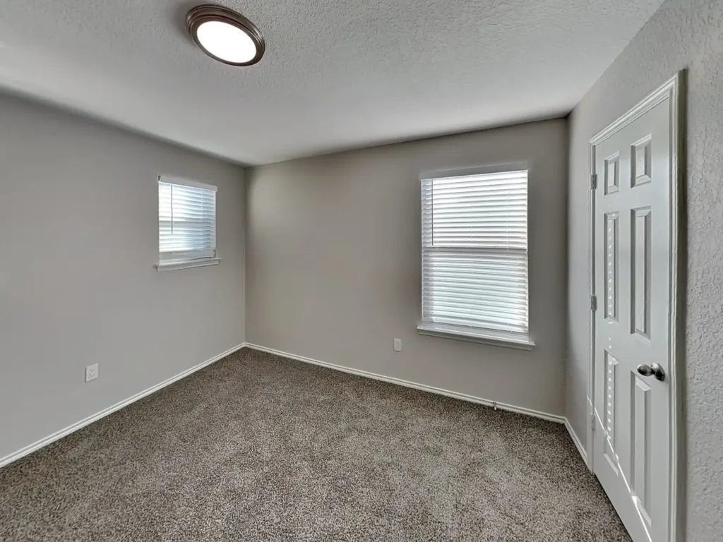 6951 Dulce Meadow San Antonio TX 78252