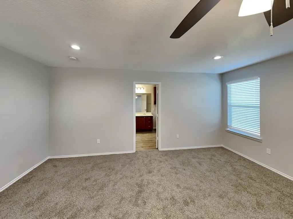 6951 Dulce Meadow San Antonio TX 78252