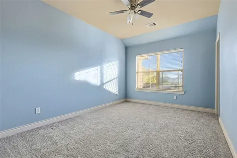 289 W Bend Drive League City TX 77573