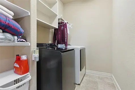 289 W Bend Drive League City TX 77573