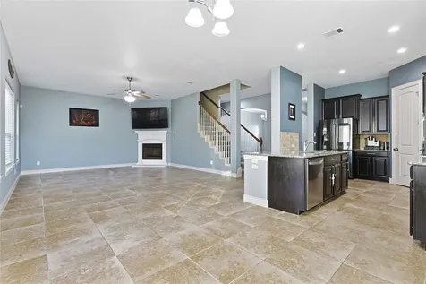 289 W Bend Drive League City TX 77573