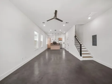 7033 Avenue N Houston TX 77011