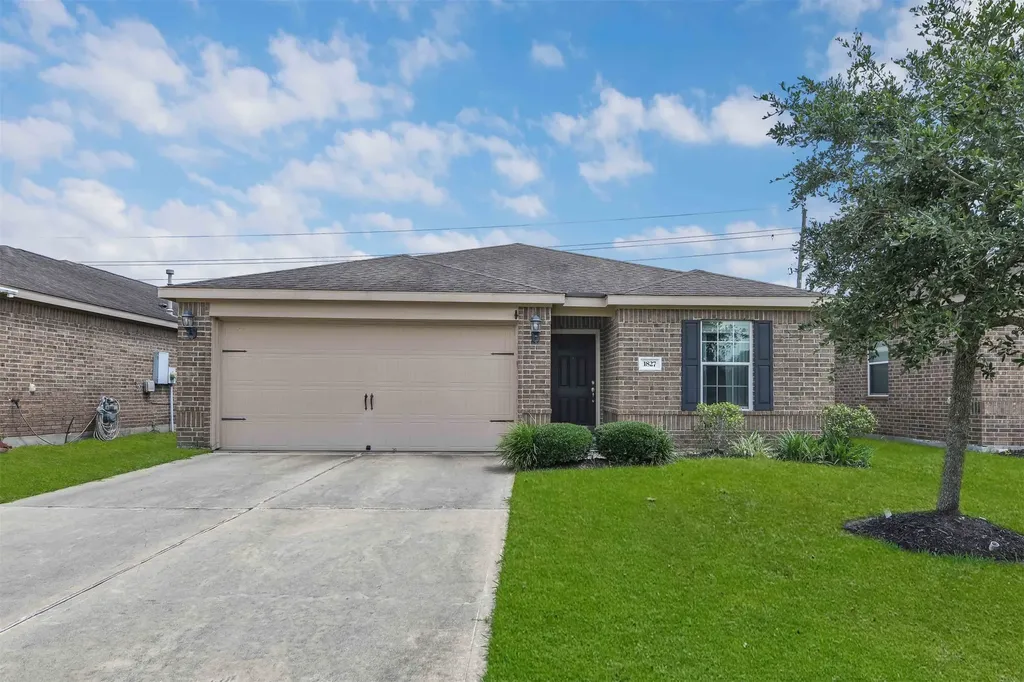 1827 Garnet Breeze Drive Rosharon TX 77583