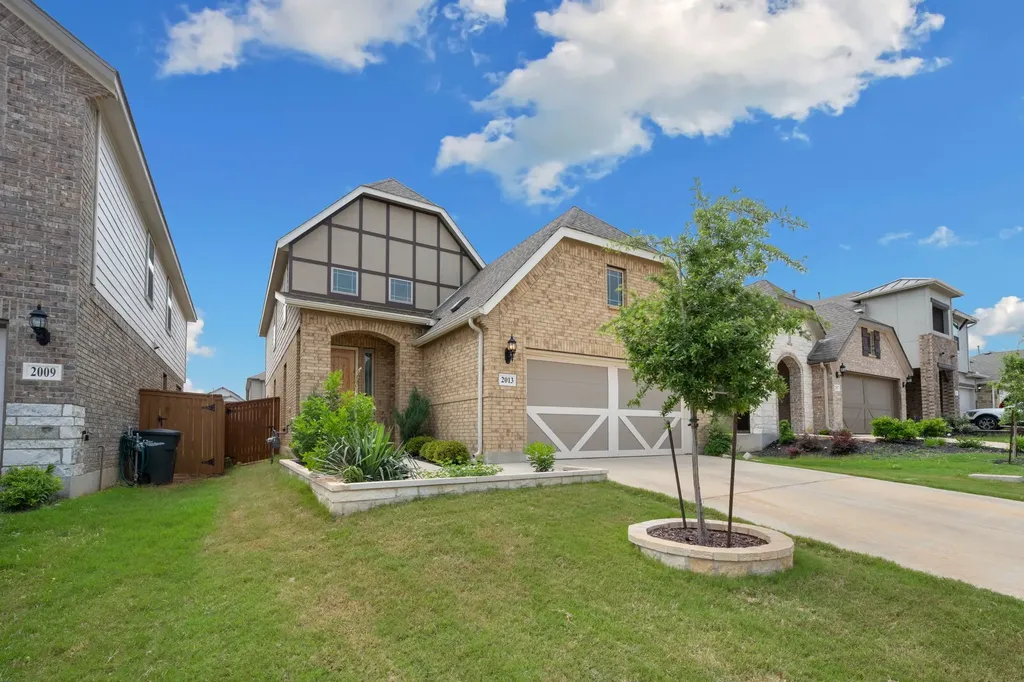2013 Flametree Avenue New Braunfels TX 78132