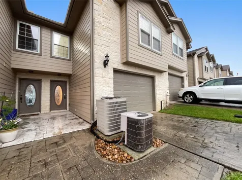 17570 Highway 105 W 42 Montgomery TX 77356