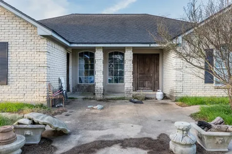 24248 State Highway 6 S Navasota TX 77868