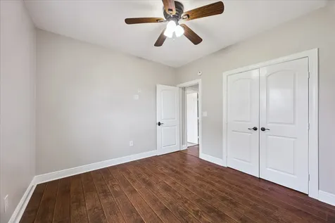 9203 Avenue G Liverpool TX 77577