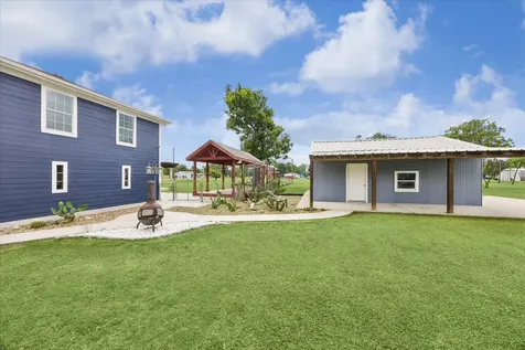 9203 Avenue G Liverpool TX 77577