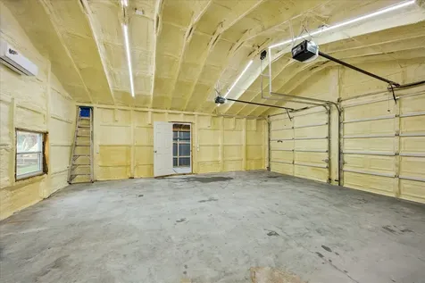 9203 Avenue G Liverpool TX 77577