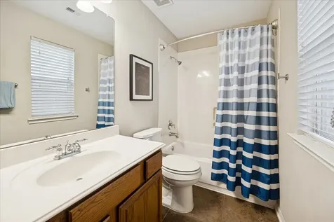 3332 Masters Point Drive Houston TX 77091
