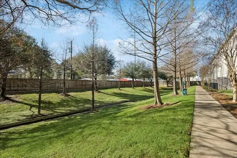 3332 Masters Point Drive Houston TX 77091