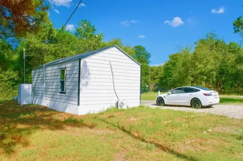 2 Lula Drive Huntsville TX 77320