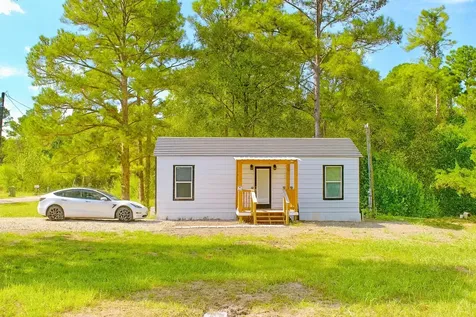 2 Lula Drive Huntsville TX 77320