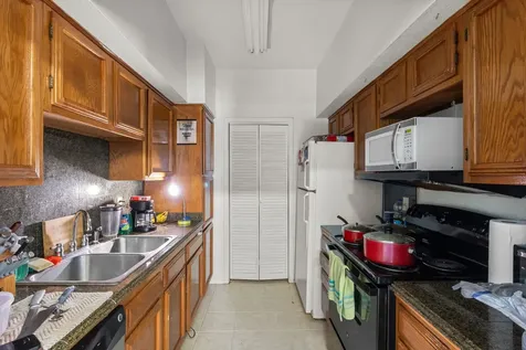 6602 Harbor Town Drive 1207 Houston TX 77036