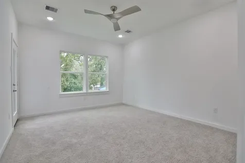9343 Lavender Street North Houston TX 77016