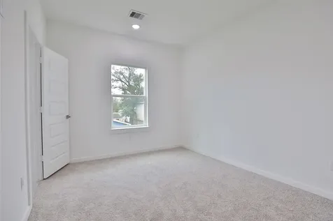 9343 Lavender Street North Houston TX 77016
