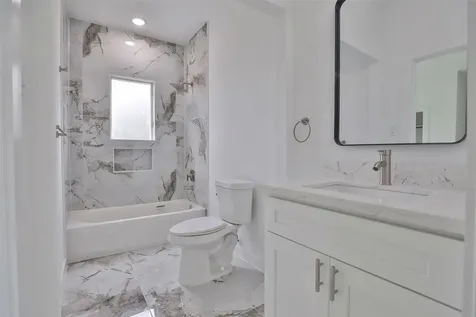 9343 Lavender Street North Houston TX 77016
