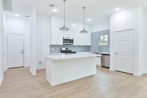 9343 Lavender Street North Houston TX 77016