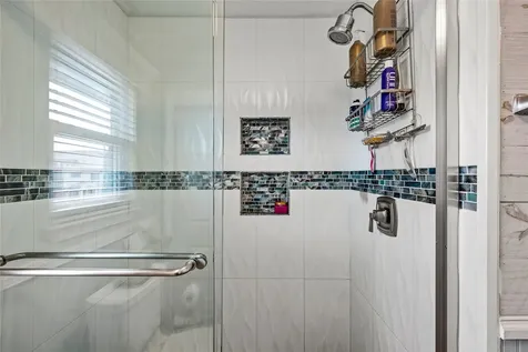 967 Bonita Street Bayou Vista TX 77563