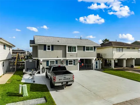 967 Bonita Street Bayou Vista TX 77563
