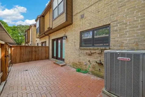 11711 Memorial Drive 659 Houston TX 77024