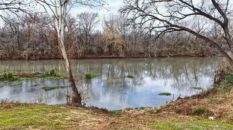 256 Greasy Bend Smithville TX 78957
