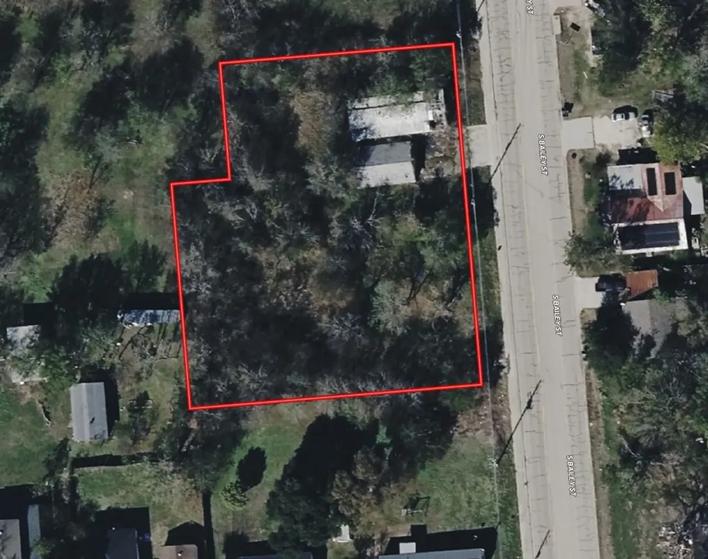 111 N Bailey Street Mexia TX 76667