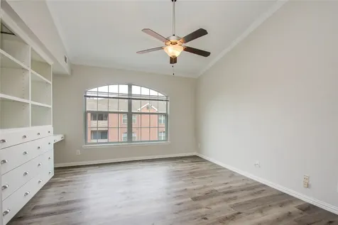 2111 Welch Street A321 Houston TX 77019