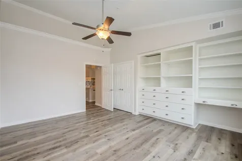 2111 Welch Street A321 Houston TX 77019